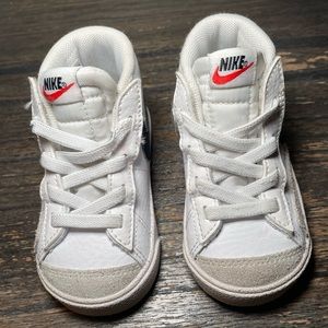 Nike balazers mid 77 size 5c